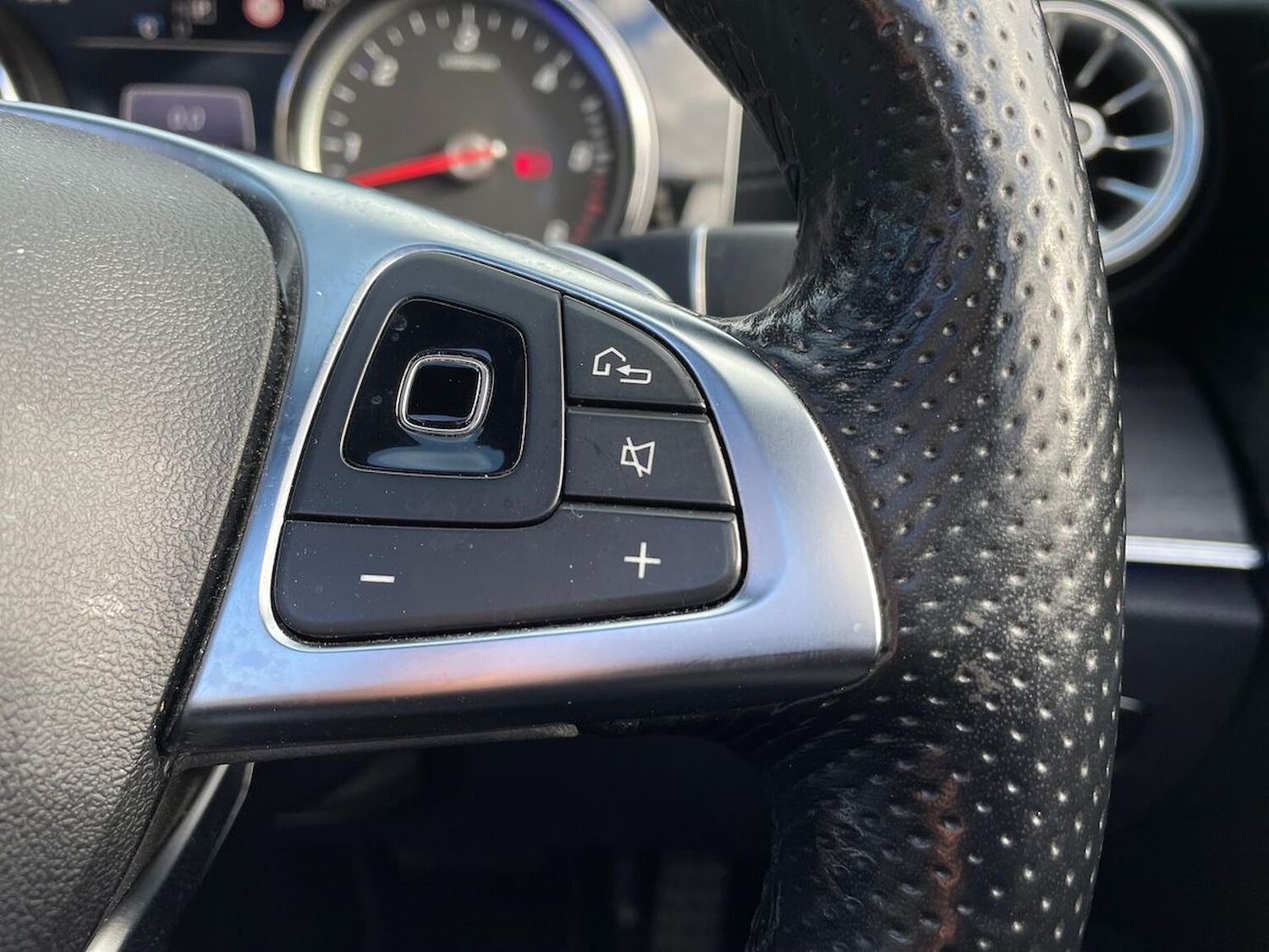 Used Mercedes-Benz E Class 2018 for sale - 76340632: Photo 27