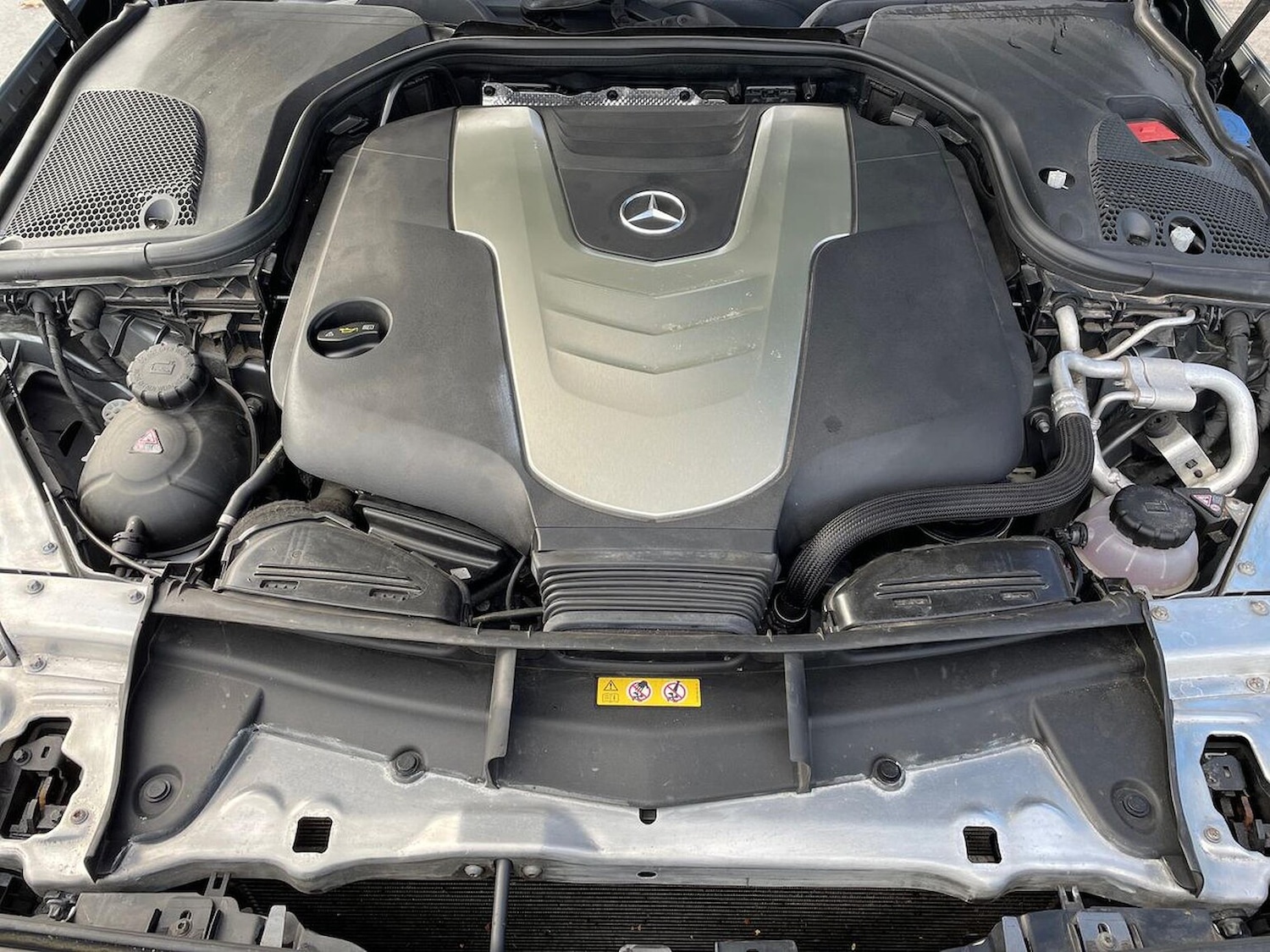 Used Mercedes-Benz E Class 2018 for sale - 76340632: Photo 39