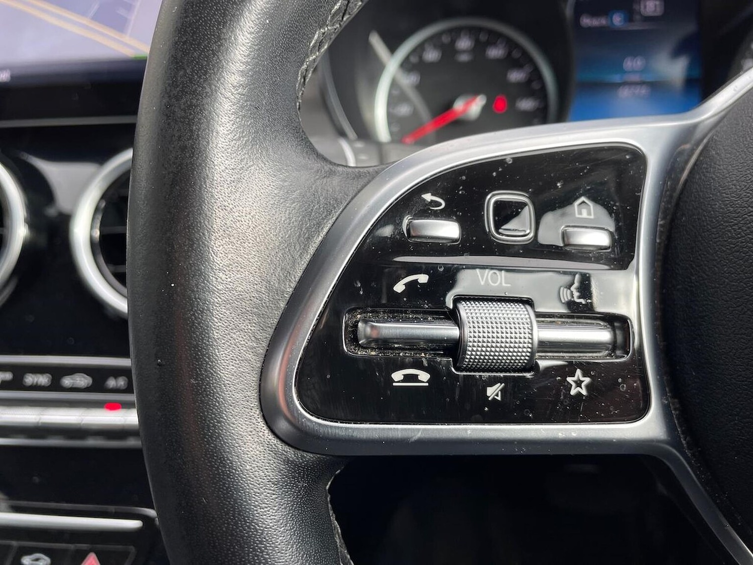 Used Mercedes-Benz C Class 2020 for sale - 76403434: Photo 26