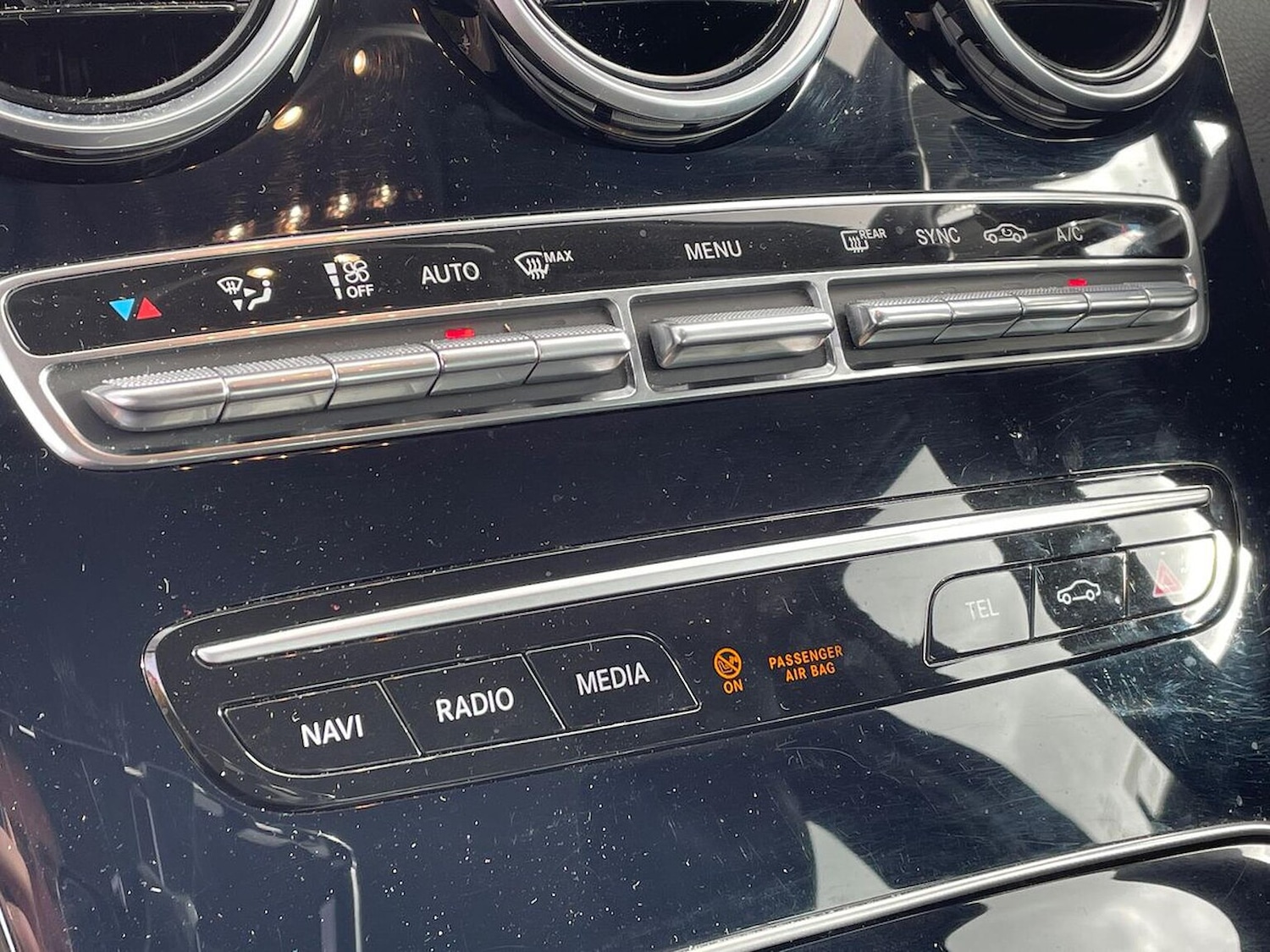 Used Mercedes-Benz C Class 2020 for sale - 76403434: Photo 32