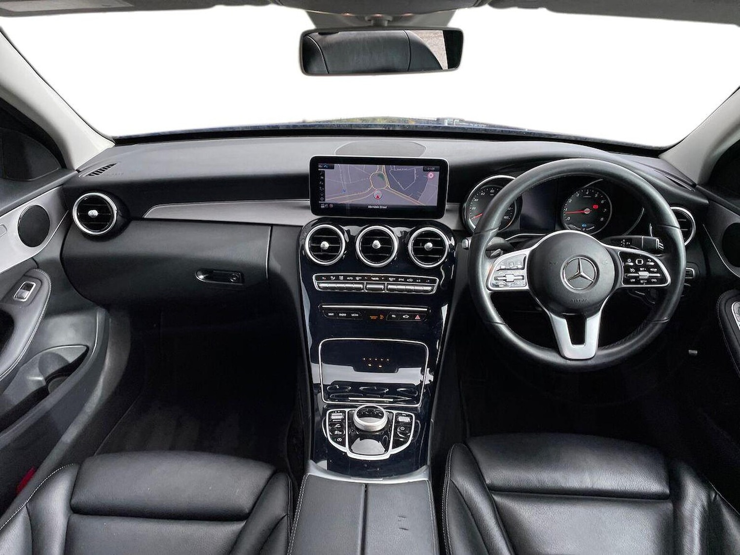 Used Mercedes-Benz C Class 2020 for sale - 76403434: Photo 8