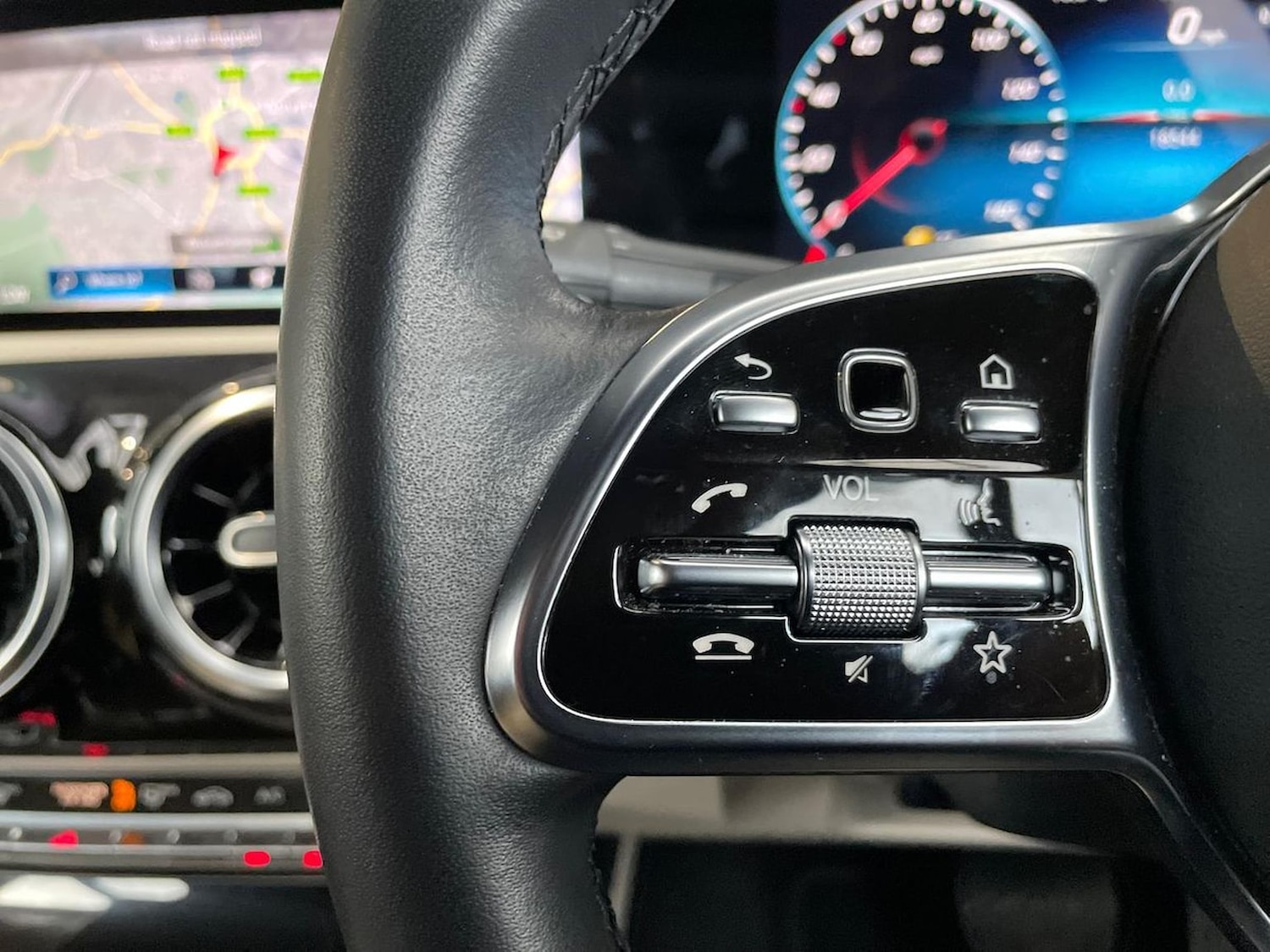 Used Mercedes-Benz CLA 2023 for sale - 76490546: Photo 26