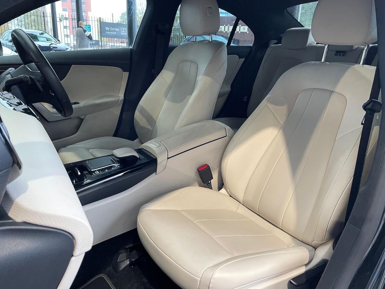 Used Mercedes-Benz CLA 2023 for sale - 76490546: Photo 31