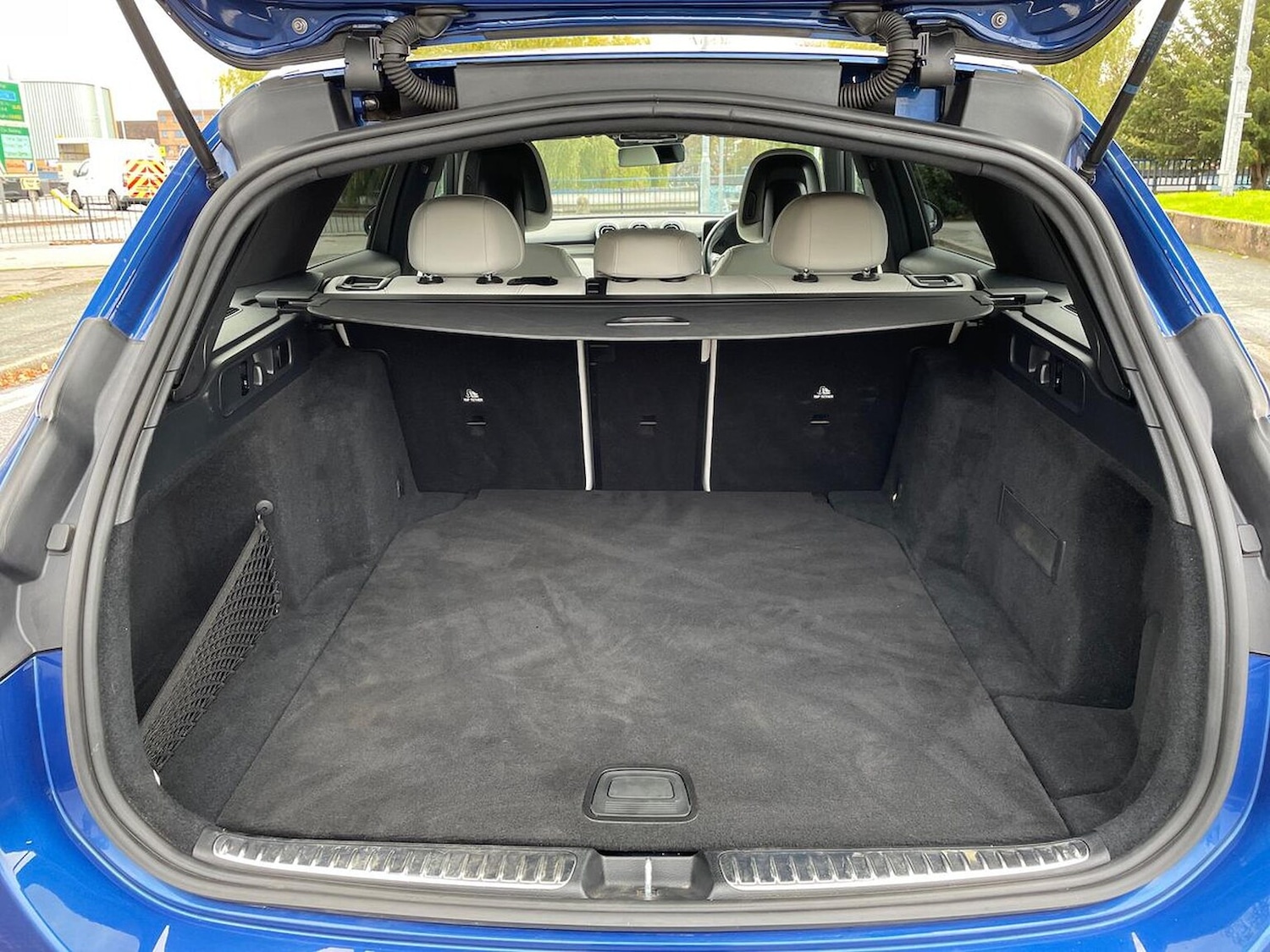 Used Mercedes-Benz C Class 2024 for sale - 76982888: Photo 17