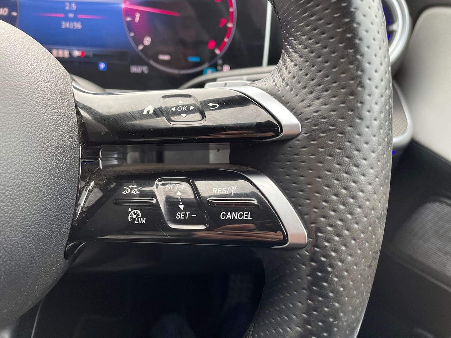 Used Mercedes-Benz C Class 2024 for sale - 76982888: Photo 27