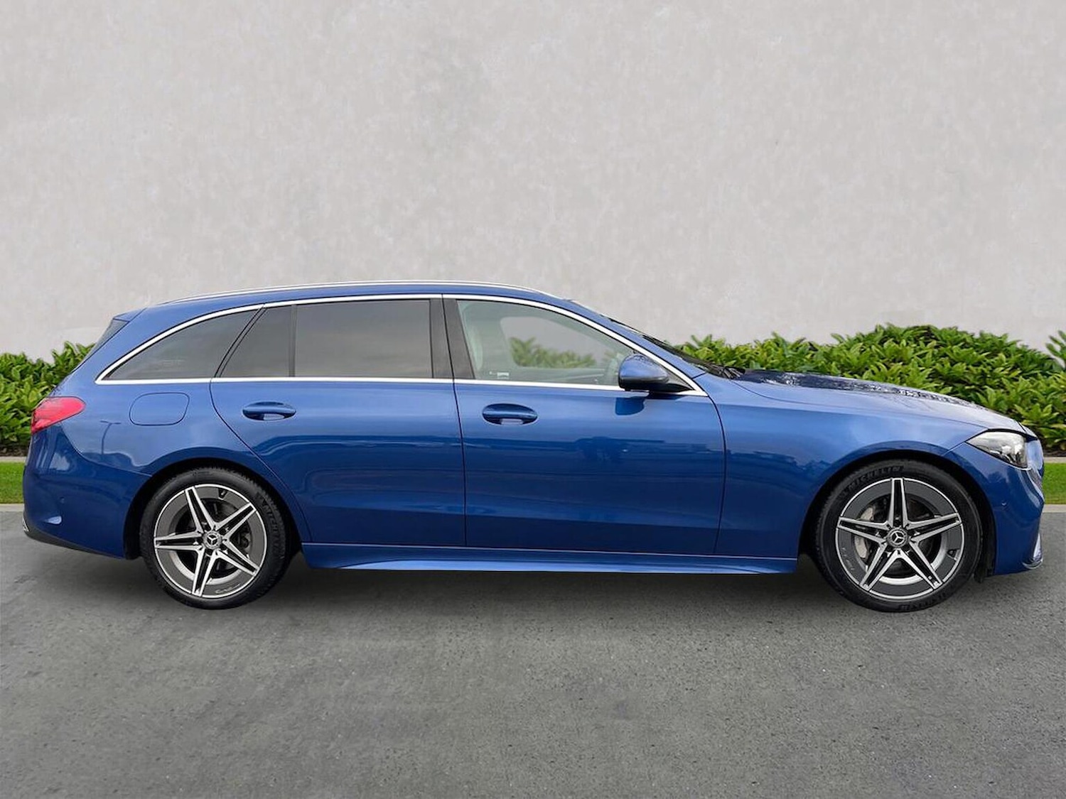 Used Mercedes-Benz C Class 2024 for sale - 76982888: Photo 3