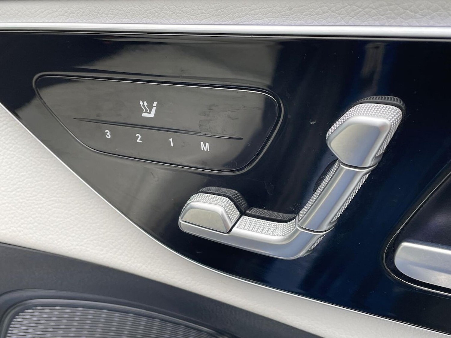 Used Mercedes-Benz C Class 2024 for sale - 76982888: Photo 30