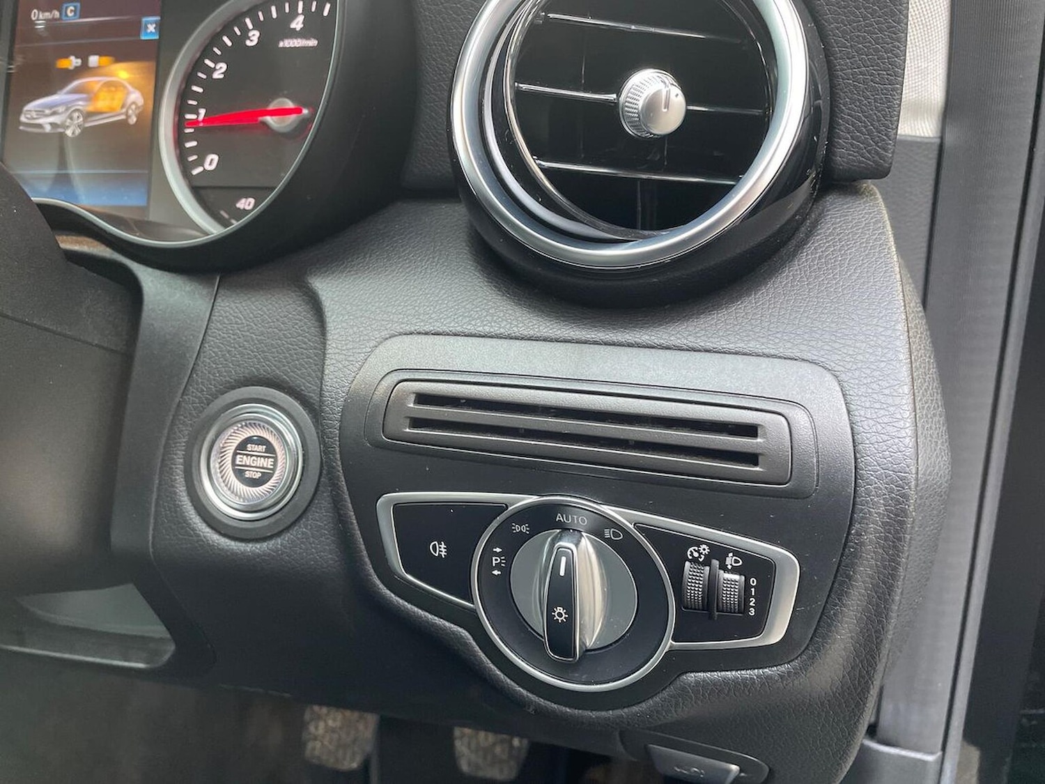 Used Mercedes-Benz C Class 2019 for sale - 77056944: Photo 24