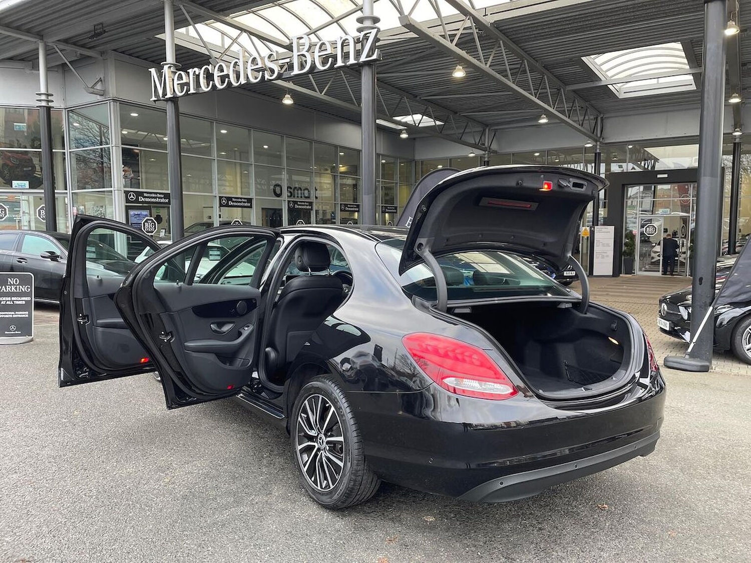 Used Mercedes-Benz C Class 2019 for sale - 77056944: Photo 42