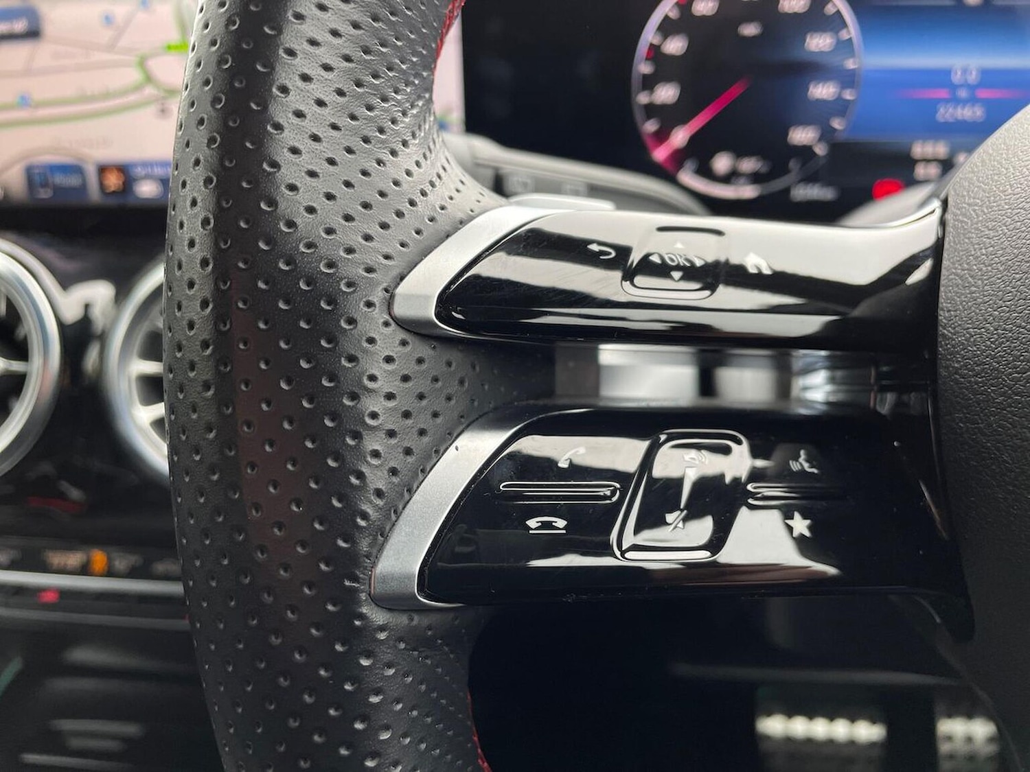 Used Mercedes-Benz GLB 2024 for sale - 76490552: Photo 28