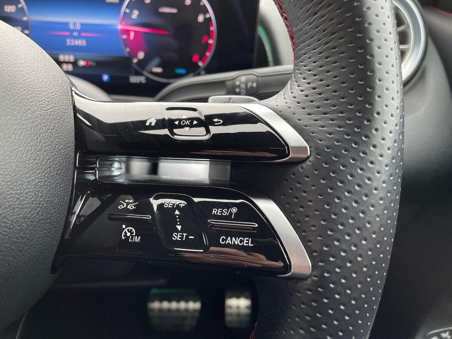 Used Mercedes-Benz GLB 2024 for sale - 76490552: Photo 29