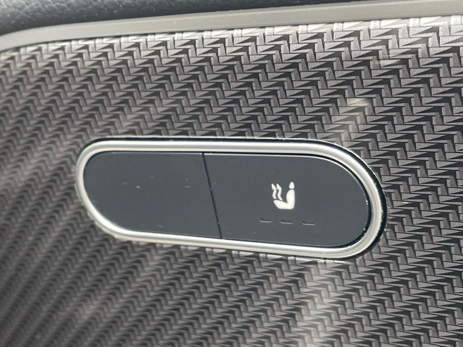 Used Mercedes-Benz GLB 2024 for sale - 76490552: Photo 32