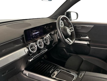 Used Mercedes-Benz GLB 2024 for sale - 76490552: Photo