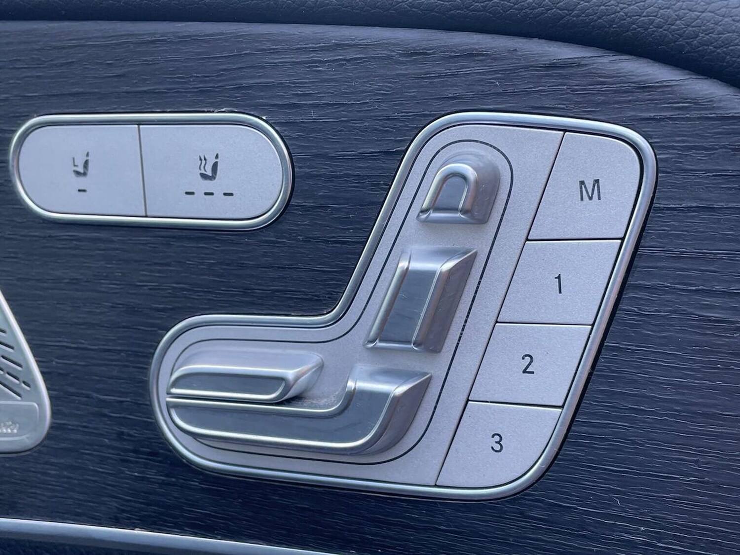 Used Mercedes-Benz GLS 2022 for sale - 76693411: Photo 30