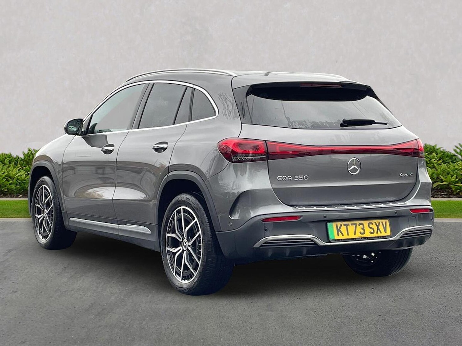 Used Mercedes-Benz EQA 2023 for sale - 76905062: Photo 2