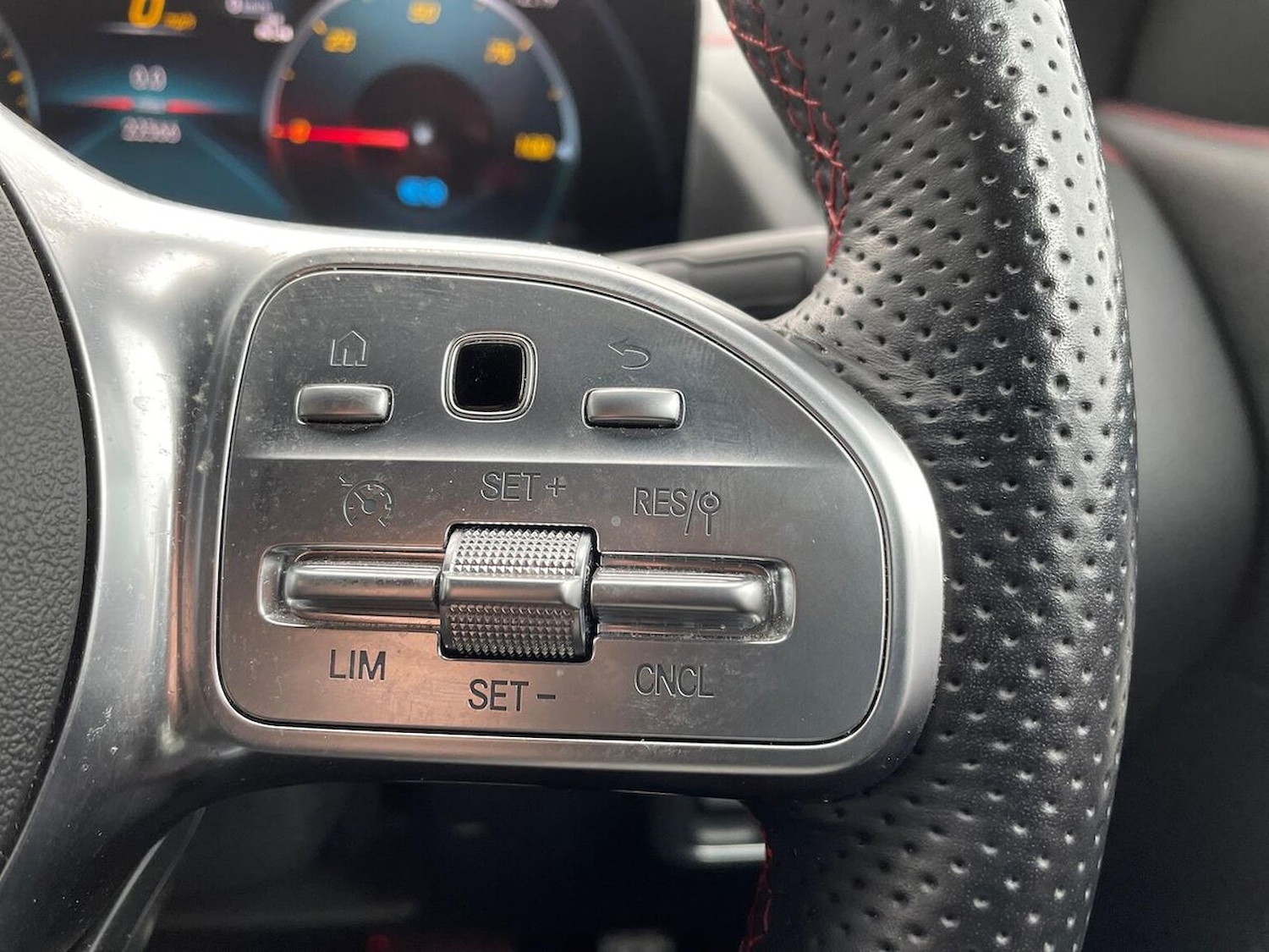 Used Mercedes-Benz EQA 2023 for sale - 76905062: Photo 27