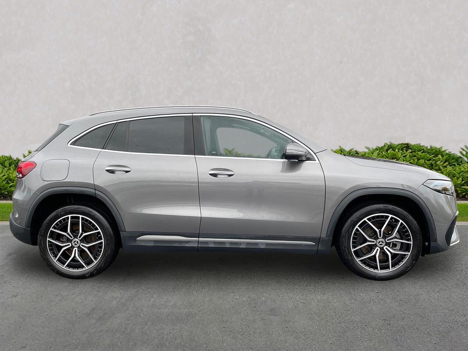 Used Mercedes-Benz EQA 2023 for sale - 76905062: Photo 3