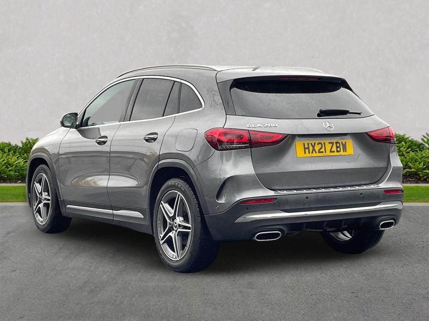 Used Mercedes-Benz GLA 2021 for sale - 77590352: Photo 2