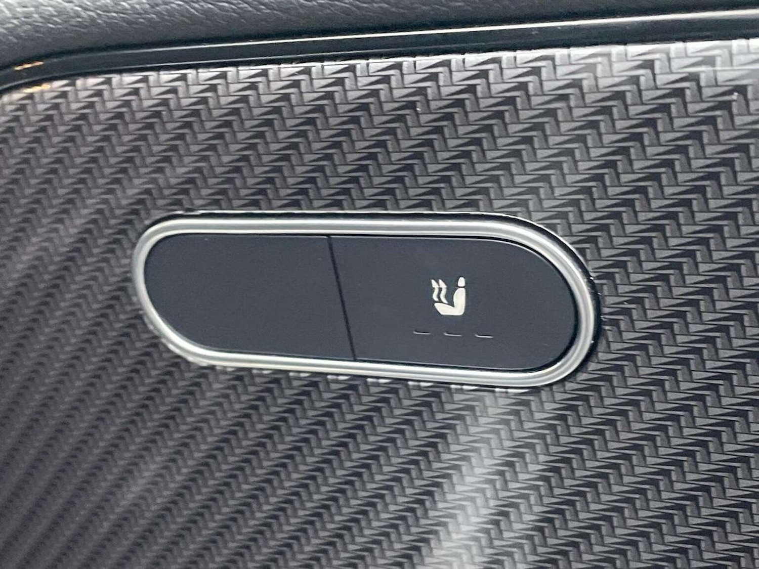 Used Mercedes-Benz GLA 2021 for sale - 77590352: Photo 32