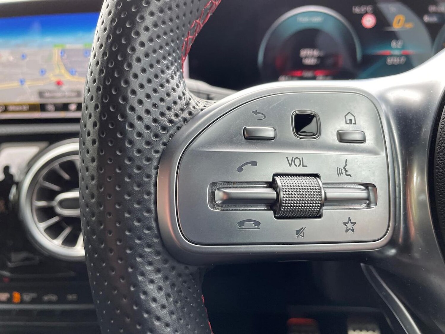 Used Mercedes-Benz A-Class 2020 for sale - 76490554: Photo 26