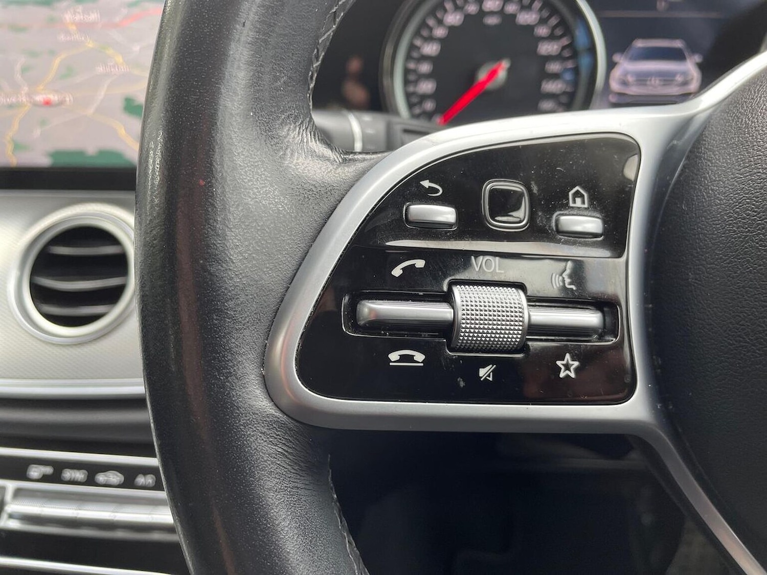 Used Mercedes-Benz E Class 2018 for sale - 76974577: Photo 26