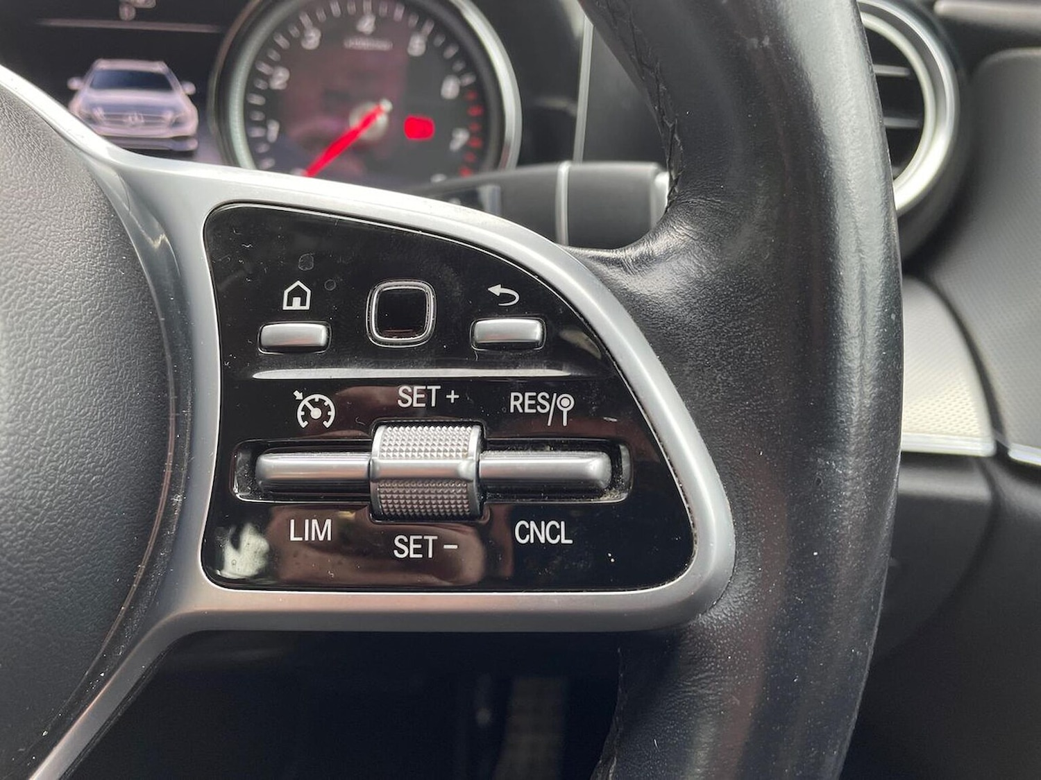 Used Mercedes-Benz E Class 2018 for sale - 76974577: Photo 27