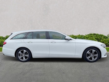 Used Mercedes-Benz E Class 2018 for sale - 76974577: Photo