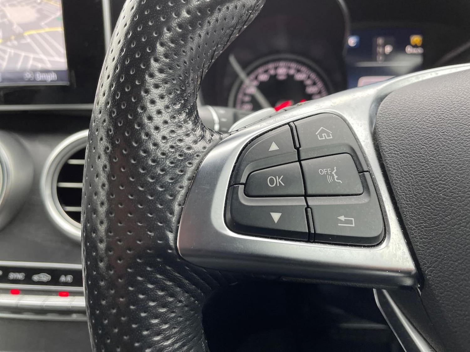 Used Mercedes-Benz C Class 2017 for sale - 76310136: Photo 26