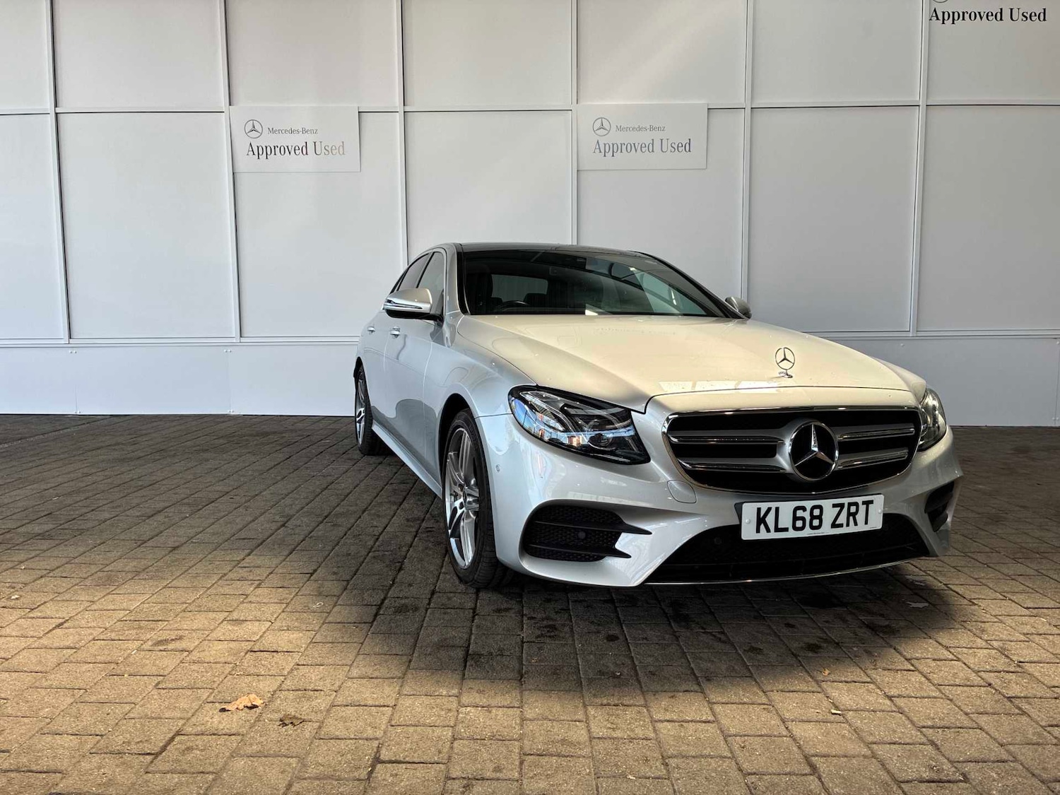 Used Mercedes-Benz E Class 2019 for sale - 78196516: Photo 1