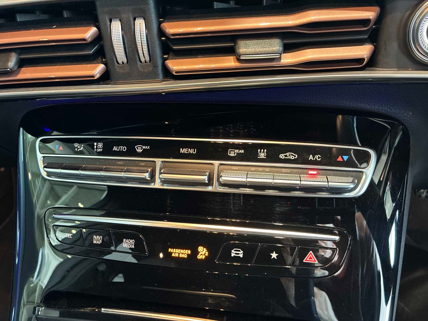 Used Mercedes-Benz EQC 2023 for sale - 78196309: Photo 12