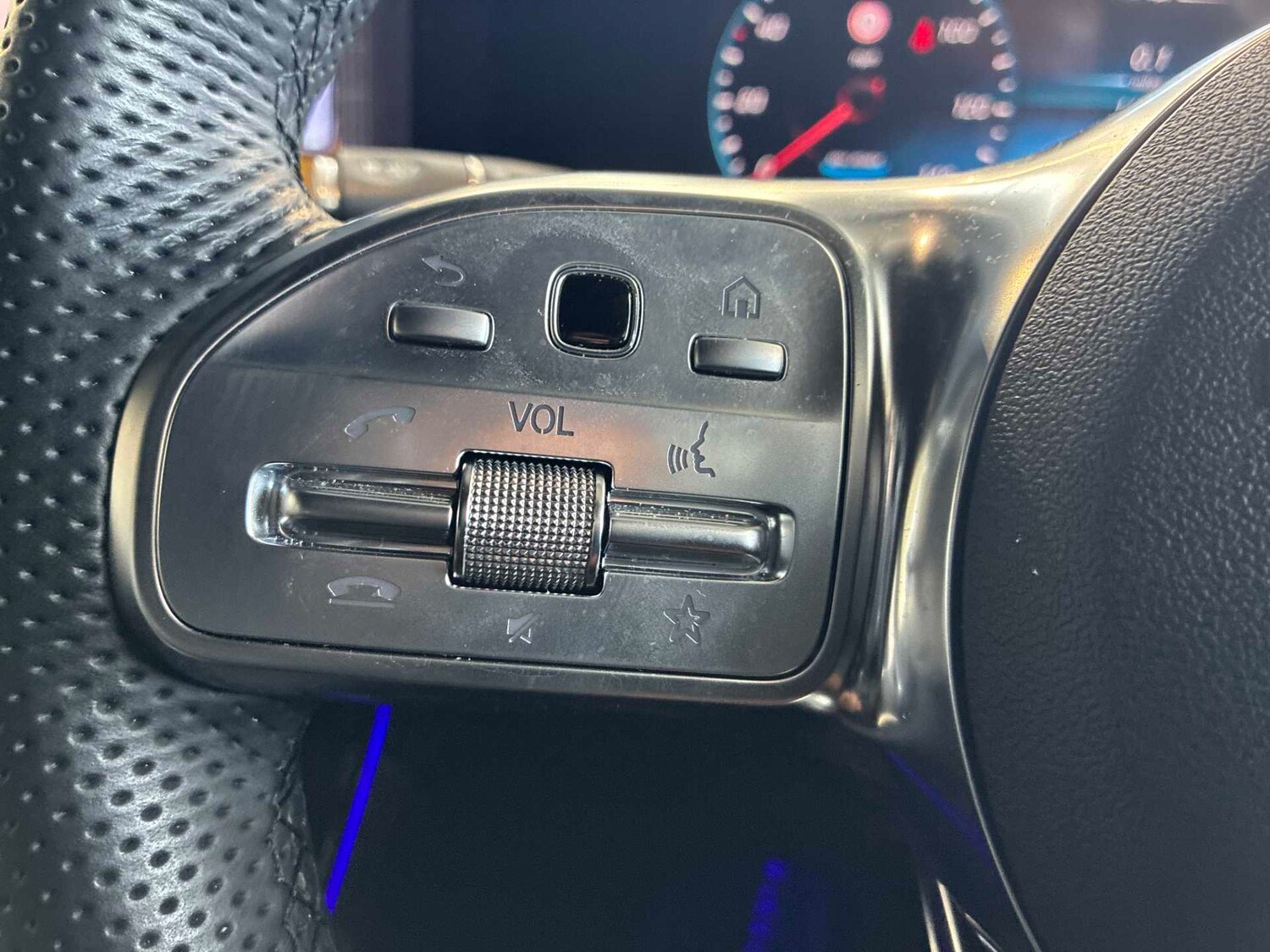 Used Mercedes-Benz EQC 2023 for sale - 78196309: Photo 22