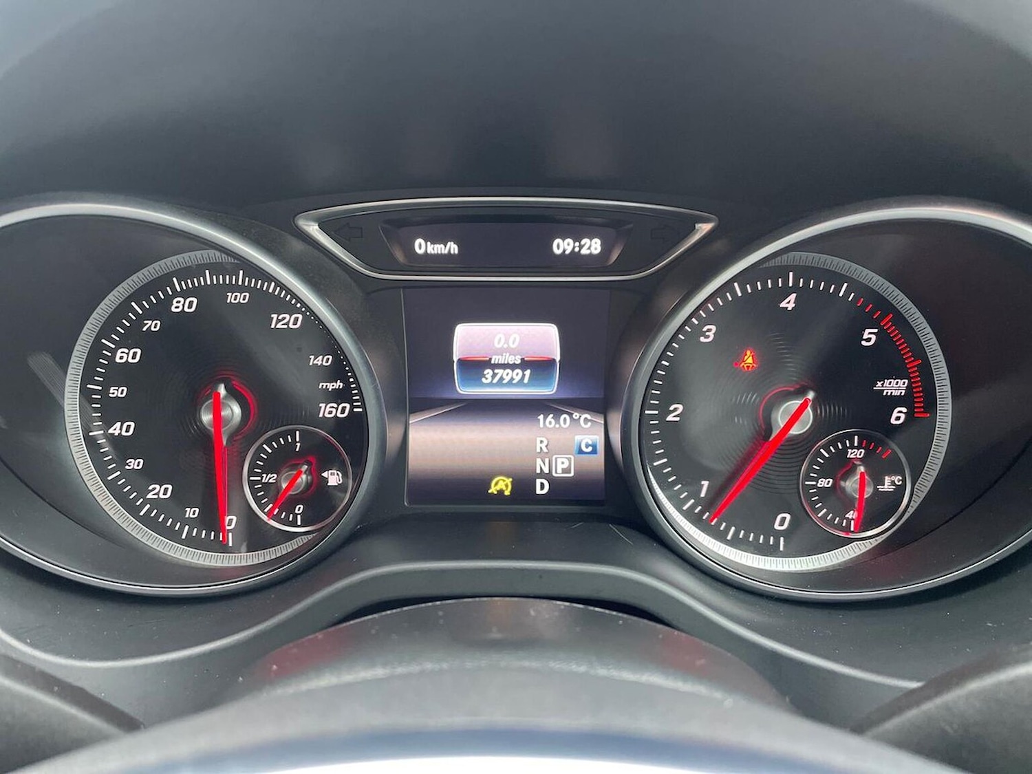 Used Mercedes-Benz GLA 2018 for sale - 76159588: Photo 10