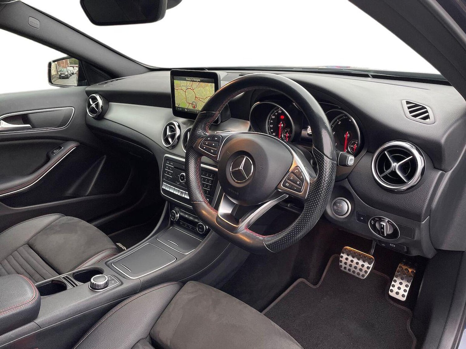 Used Mercedes-Benz GLA 2018 for sale - 76159588: Photo 15