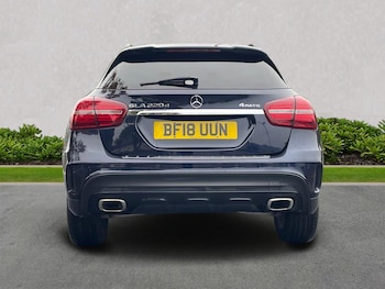Used Mercedes-Benz GLA 2018 for sale - 76159588: Photo 4