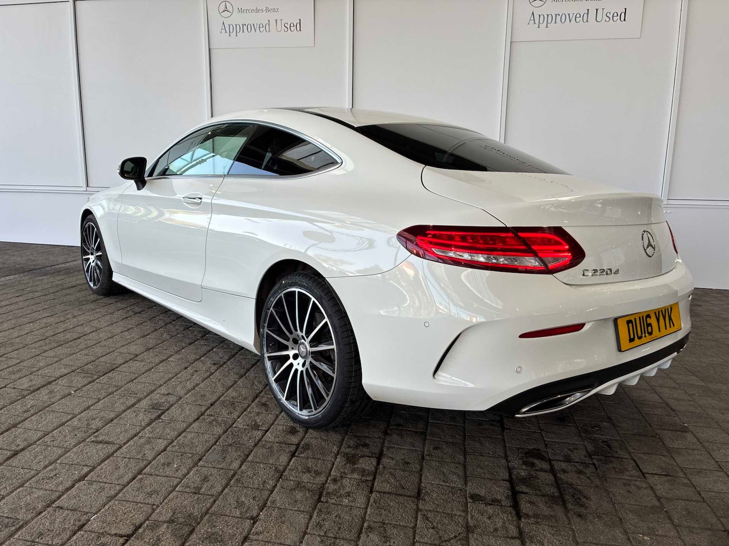 Used Mercedes-Benz C Class 2016 for sale - 78191195: Photo 2