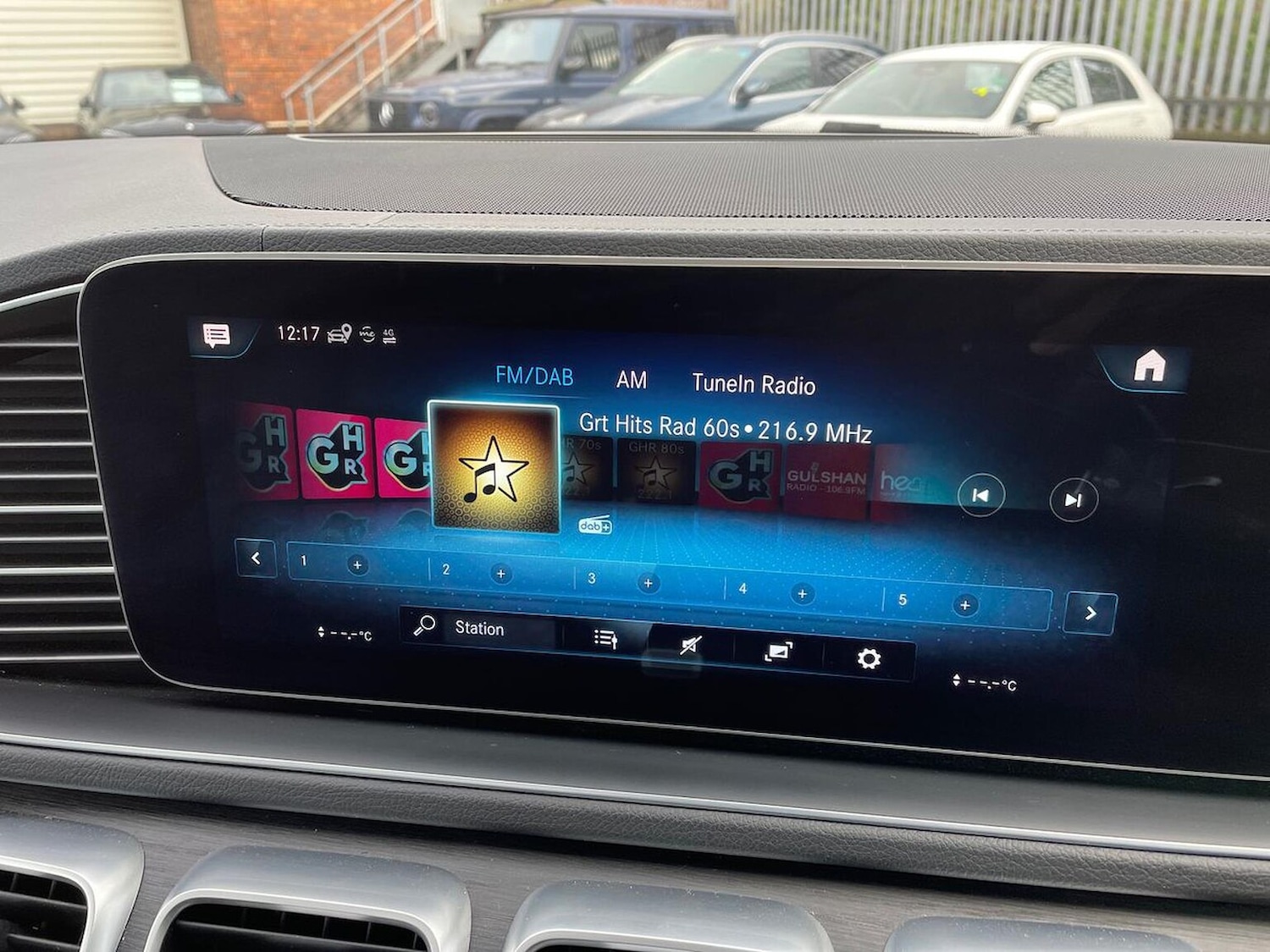 Used Mercedes-Benz GLE 2023 for sale - 76945886: Photo 12