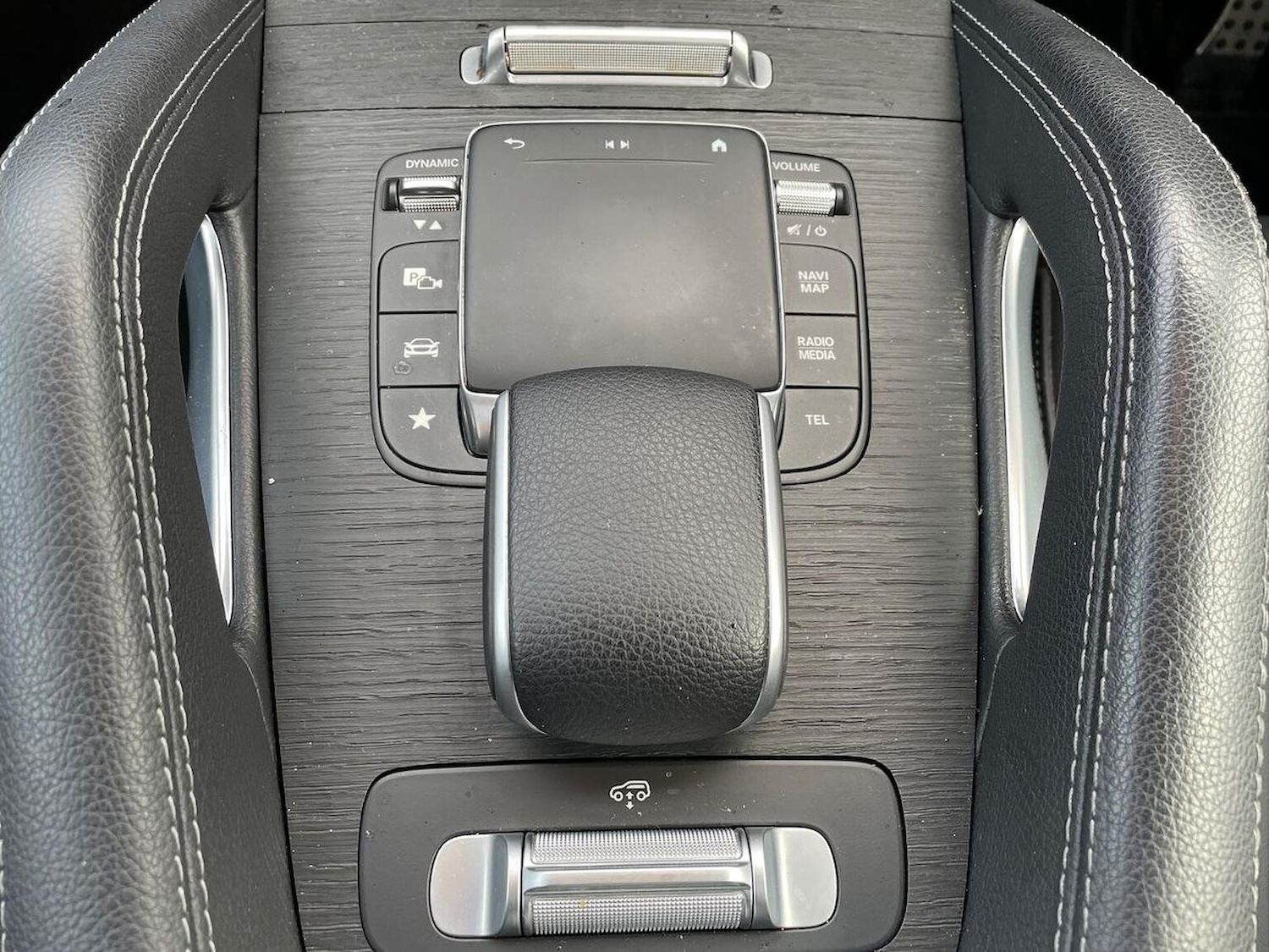 Used Mercedes-Benz GLE 2023 for sale - 76945886: Photo 14