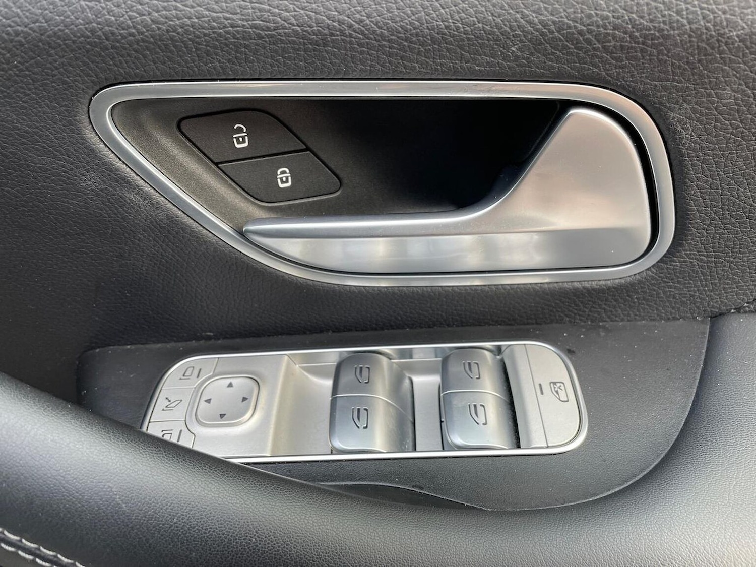 Used Mercedes-Benz GLE 2023 for sale - 76945886: Photo 21