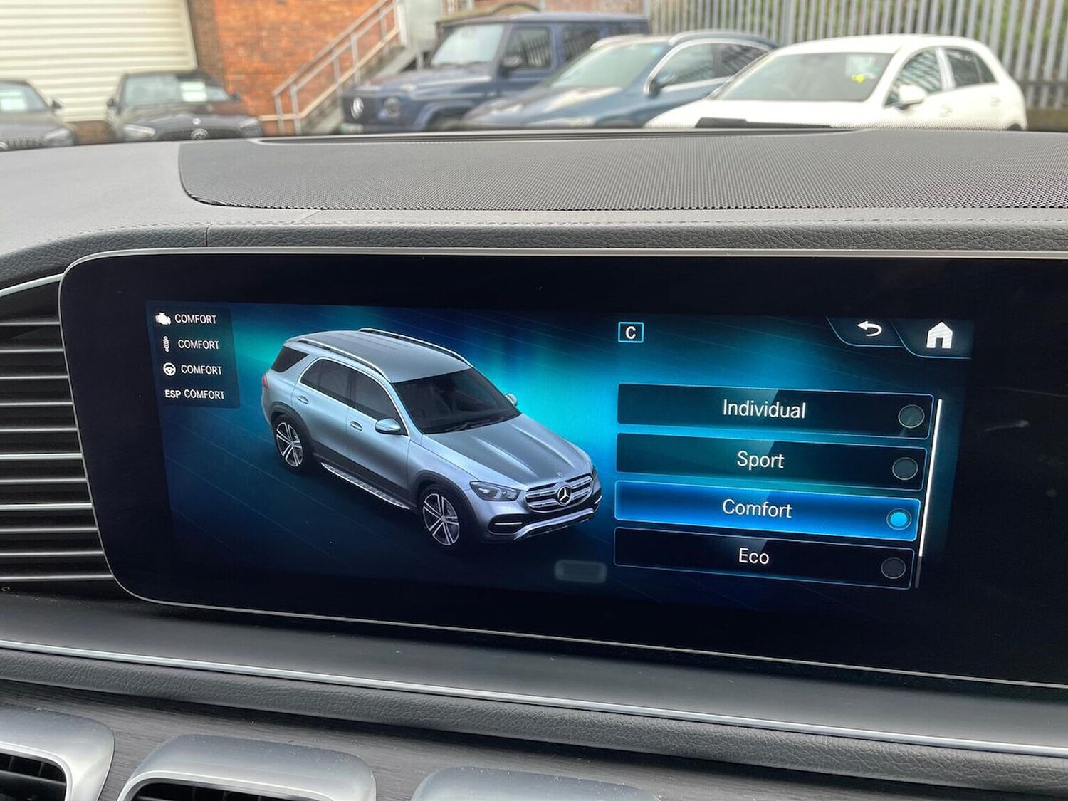 Used Mercedes-Benz GLE 2023 for sale - 76945886: Photo 25