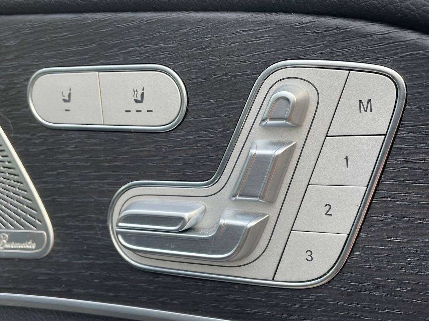 Used Mercedes-Benz GLE 2023 for sale - 76945886: Photo 30