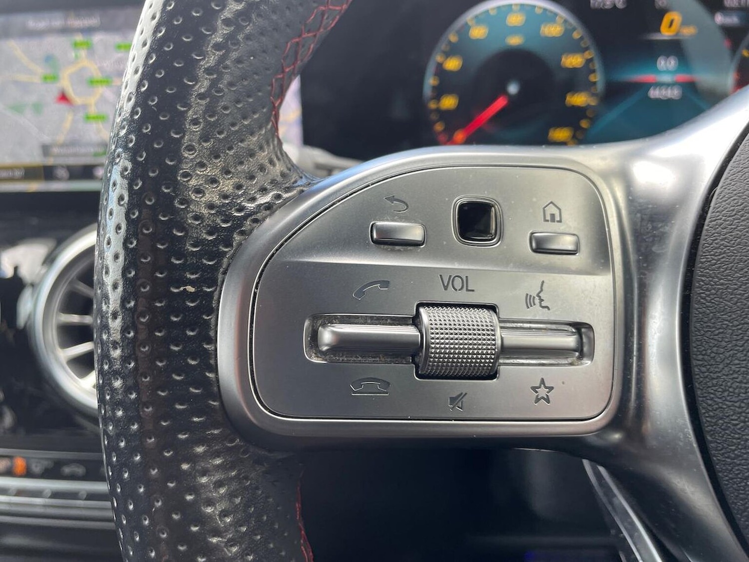 Used Mercedes-Benz GLA 2021 for sale - 76127271: Photo 26