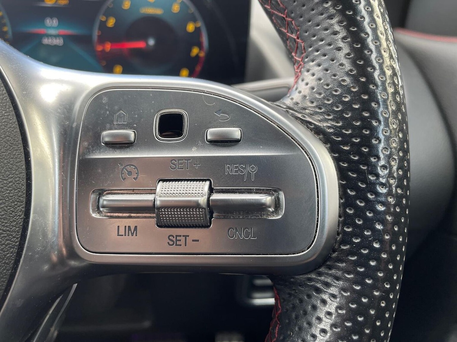 Used Mercedes-Benz GLA 2021 for sale - 76127271: Photo 27