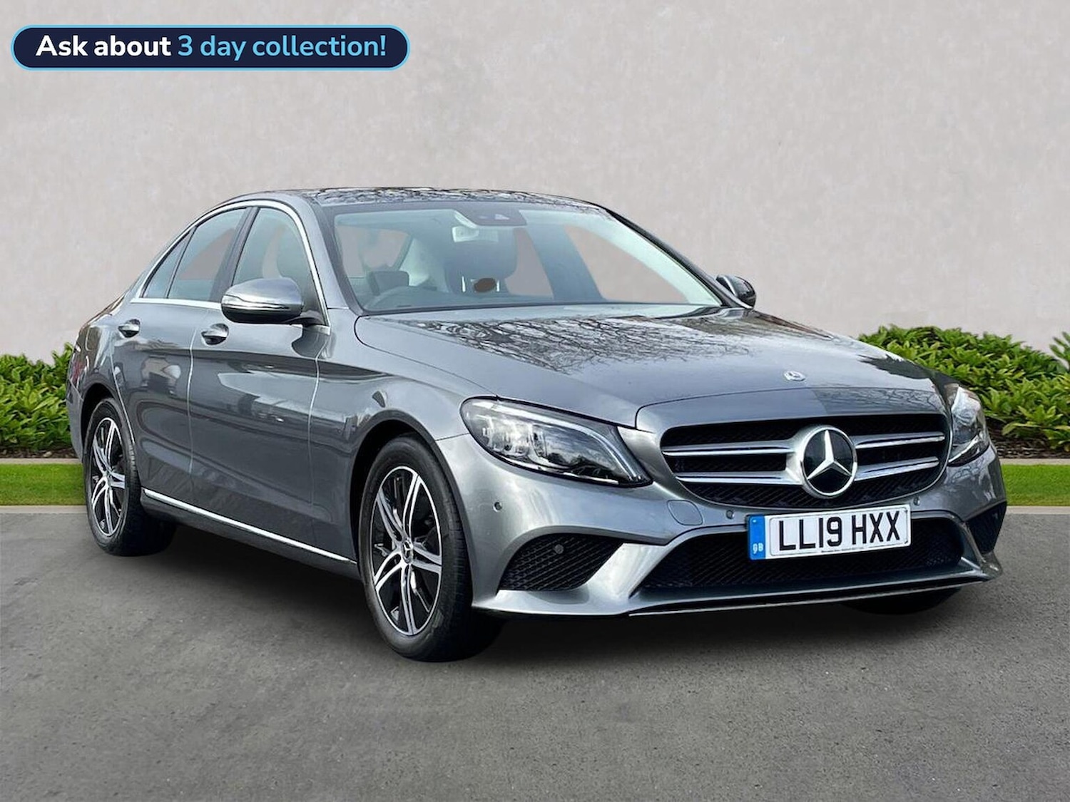 Used Mercedes-Benz C Class 2019 for sale - 76450607: Photo 1