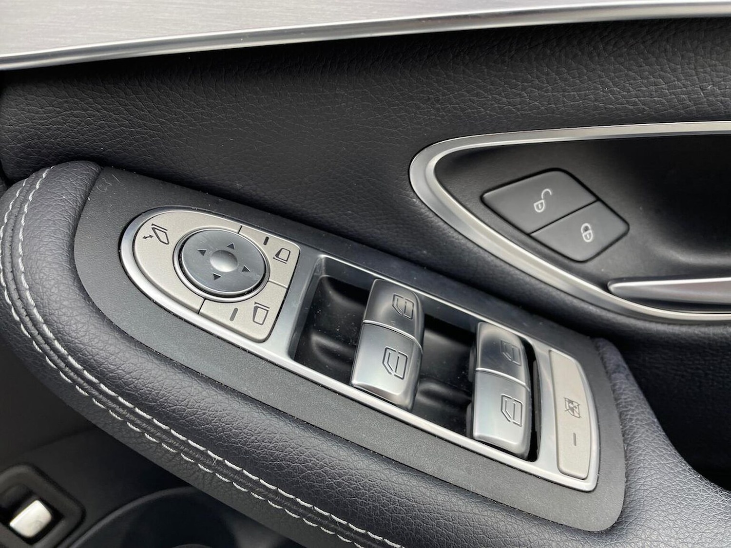 Used Mercedes-Benz C Class 2019 for sale - 76450607: Photo 21