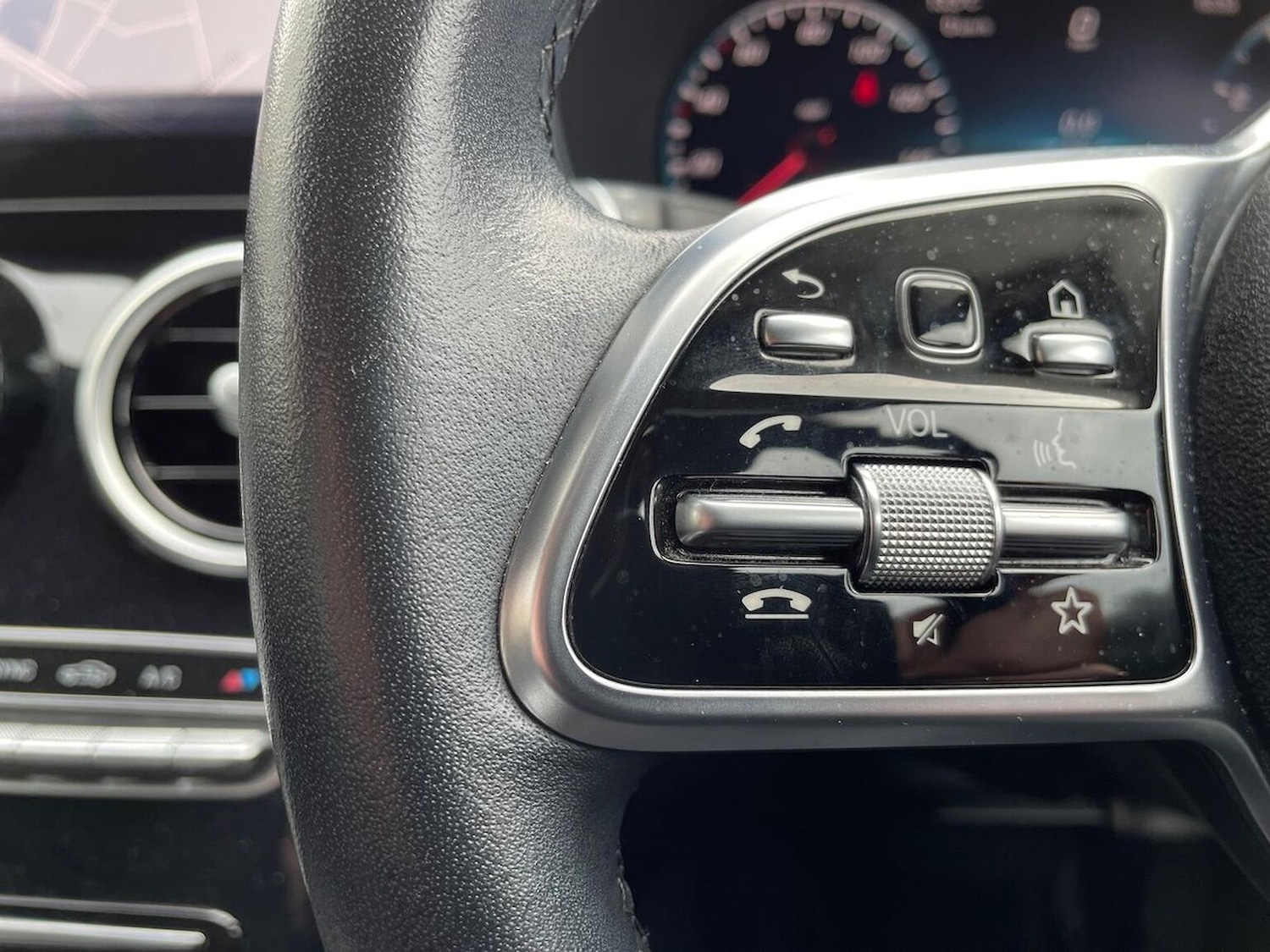 Used Mercedes-Benz C Class 2019 for sale - 76450607: Photo 26