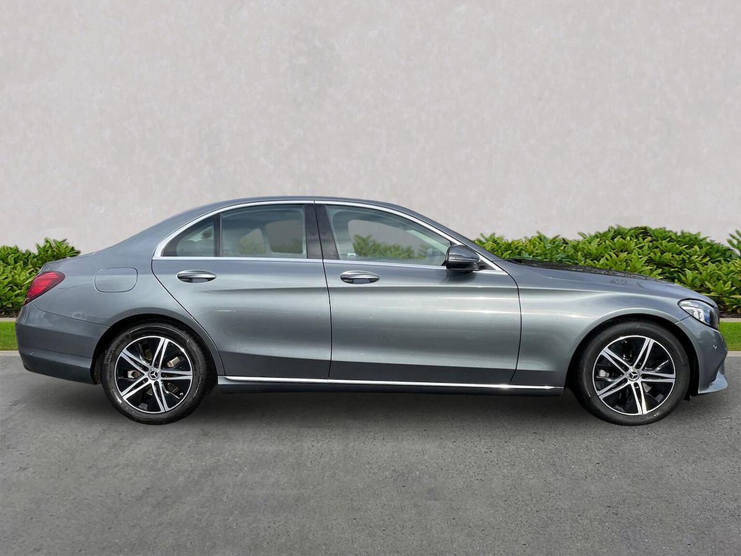 Used Mercedes-Benz C Class 2019 for sale - 76450607: Photo 3