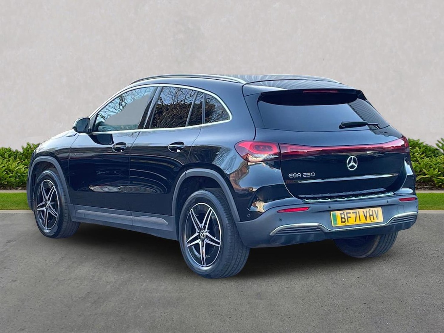 Used Mercedes-Benz EQA 2021 for sale - 77056942: Photo 2