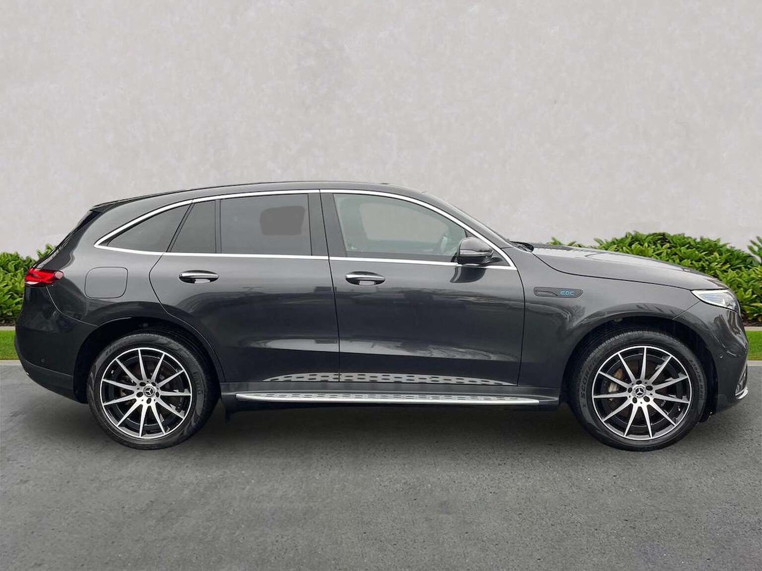 Used Mercedes-Benz EQC 2023 for sale - 77662532: Photo 3