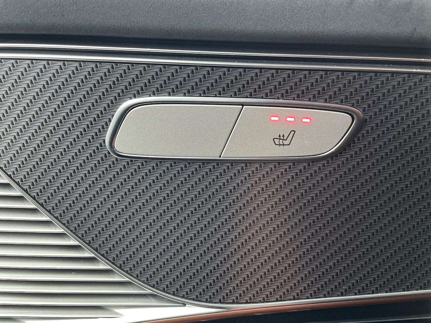 Used Mercedes-Benz EQC 2023 for sale - 77662532: Photo 30