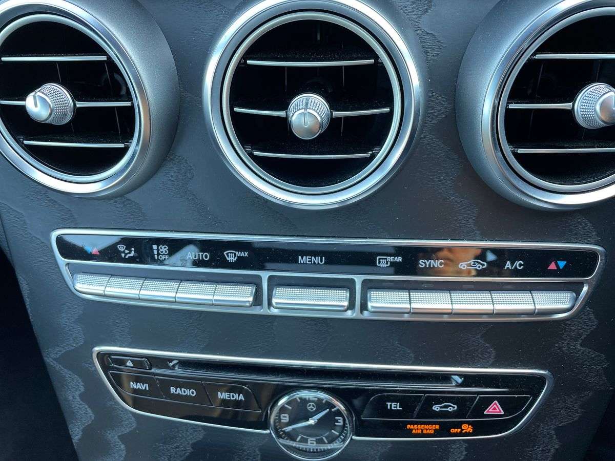 Used Mercedes-Benz C Class 2018 for sale - 77750067: Photo 15